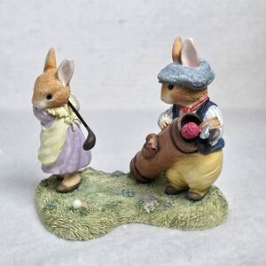 Villeroy & Boch Foxwood Tales #28 Katie And Rue Golf A Good Swing W Tin 1996